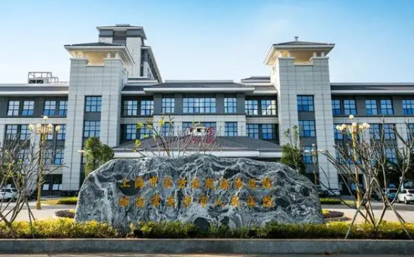 海南省東方市人民醫(yī)院口腔科牙齒矯正技術(shù)怎么樣?案例測評&收費標準