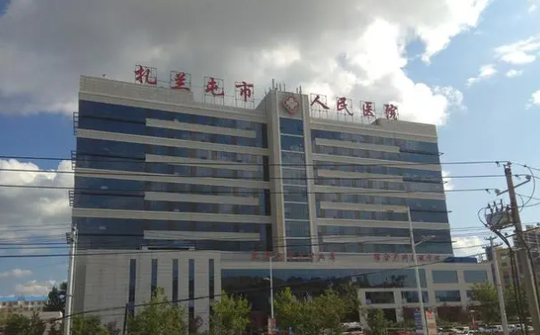 扎蘭屯市人民醫(yī)院口腔科齙牙矯正技術(shù)怎么樣?180天矯正案例點評