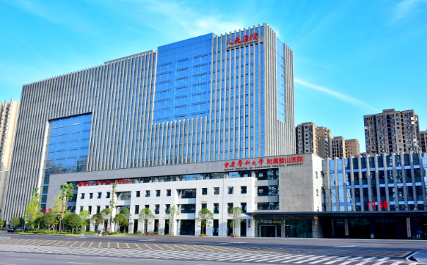 重慶市璧山區(qū)人民醫(yī)院口腔科牙齒矯正怎么樣?技術(shù)風(fēng)格+具體案例
