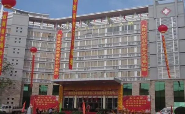 梅州市第二中醫(yī)醫(yī)院口腔科齙牙矯正好不好?口碑評(píng)價(jià)+案例一覽