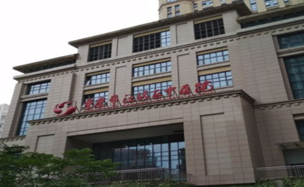 重慶市江北區(qū)中醫(yī)院口腔科種植牙怎么樣？手術(shù)價格多少？案例一覽