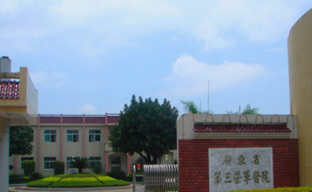 廣東省第三榮軍醫(yī)院口腔科齙牙矯正怎么樣？技術(shù)評測+案例