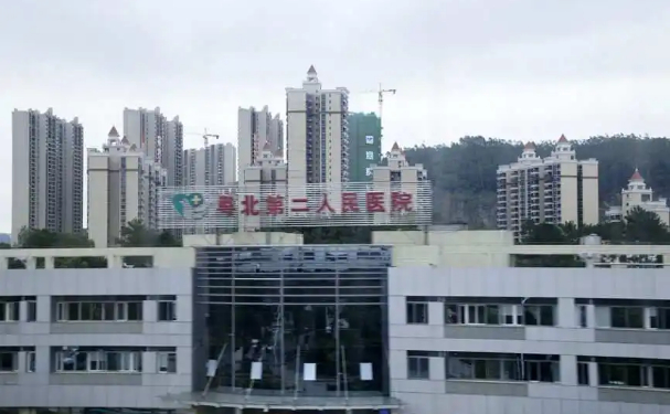 粵北第二人民醫(yī)院口腔科種植牙技術(shù)專業(yè)嗎+真實(shí)案例在這