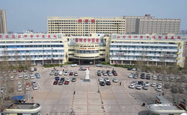 德州市德城區(qū)中醫(yī)醫(yī)院口腔科齙牙矯正價(jià)格貴不貴啊+內(nèi)含真人案例