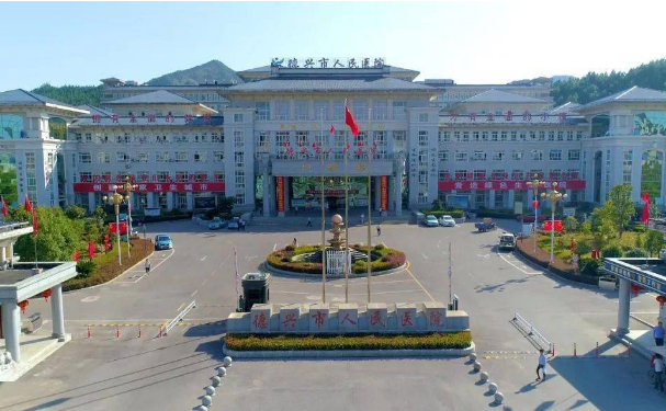 德興市人民醫(yī)院口腔科齙牙矯正做的好不?專家介紹+價(jià)格表圖