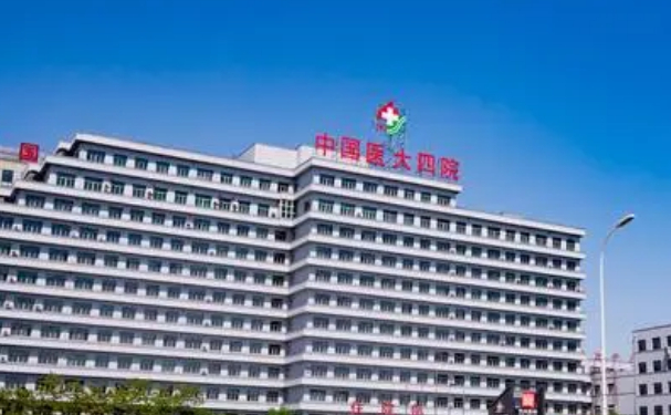 中國醫(yī)科大學(xué)附屬第四醫(yī)院口腔科種植牙技術(shù)如何?案例評(píng)選