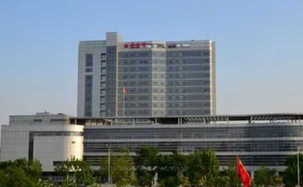 天津市西青醫(yī)院口腔科種植牙怎么樣?案例展示+技術(shù)介紹
