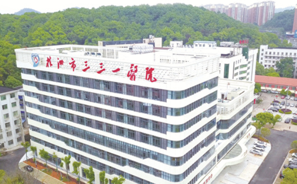 株洲市三三一醫(yī)院口腔科種植牙半年案例揭秘&技術(shù)優(yōu)點介紹