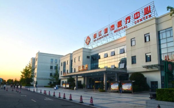 都江堰市醫(yī)療中心口腔科補(bǔ)牙怎么樣??jī)r(jià)格表+醫(yī)生簡(jiǎn)介