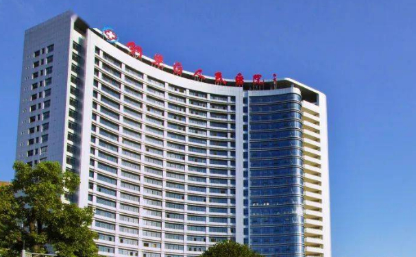 重慶市銅梁區(qū)人民醫(yī)院口腔科拔智齒價(jià)目一覽表?技術(shù)特點(diǎn)&案例盤點(diǎn)